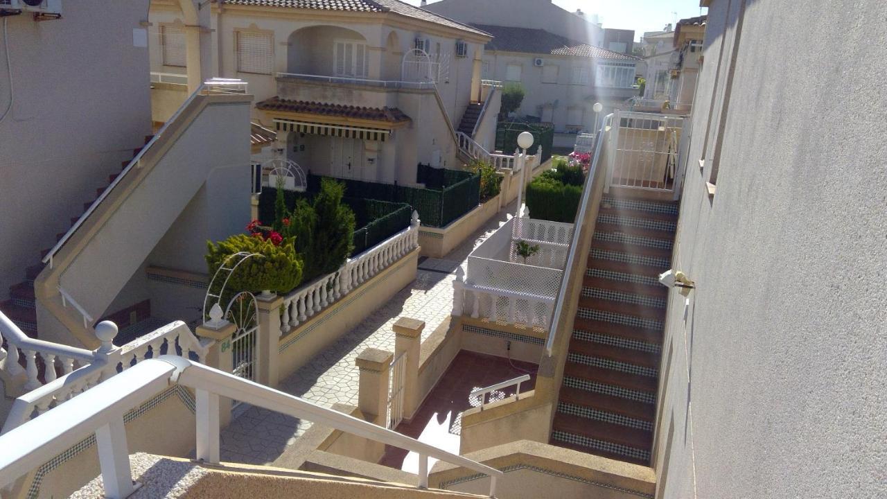 Casa Del Mar By La Mata Apartment ตอร์เรเวียคา ภายนอก รูปภาพ