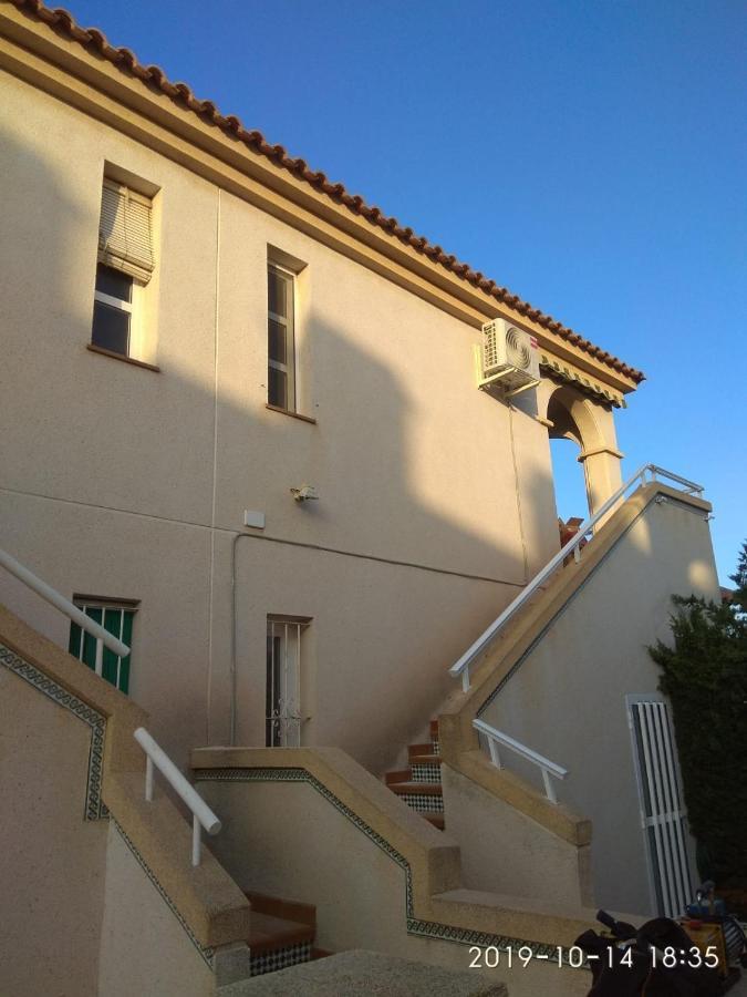 Casa Del Mar By La Mata Apartment ตอร์เรเวียคา ภายนอก รูปภาพ